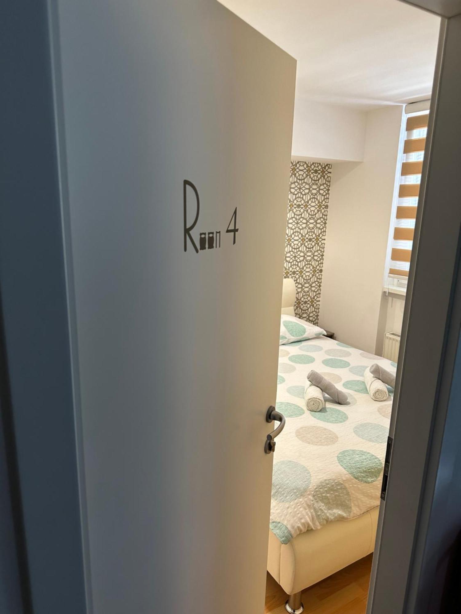Granada Rooms リュブリャナ エクステリア 写真