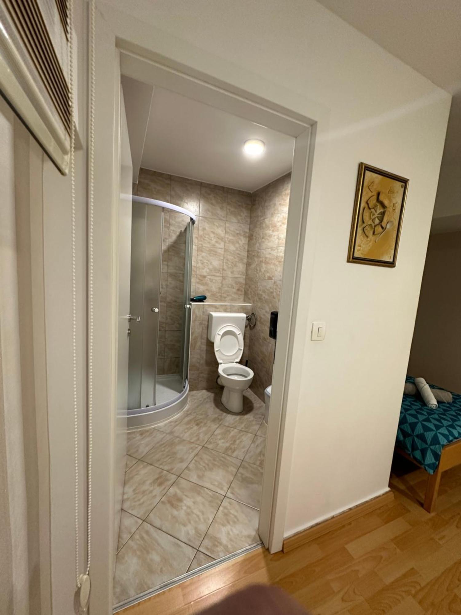 Granada Rooms リュブリャナ エクステリア 写真