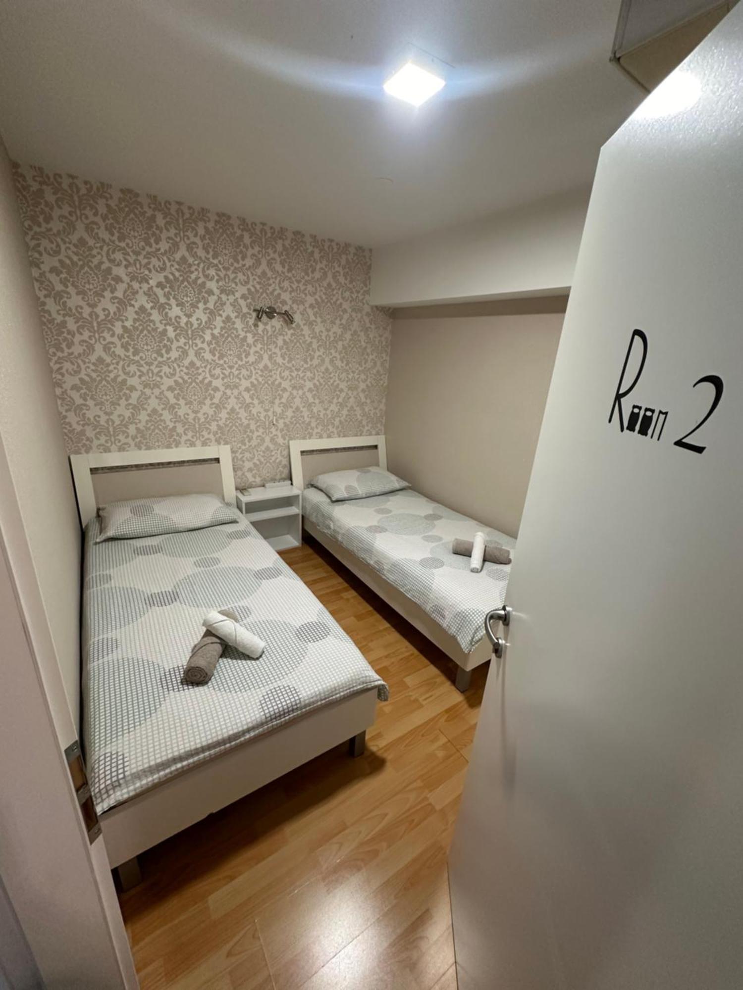 Granada Rooms リュブリャナ エクステリア 写真